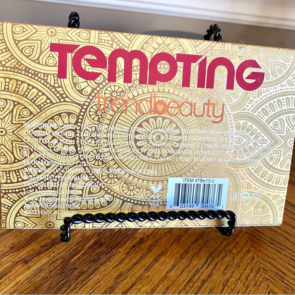 3/$15 5/$20 Tempting Trend Beauty 15 color eyeshadow Palette new in package - Picture 3 of 7